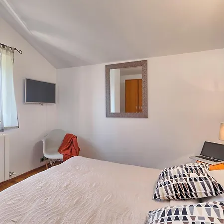 Ella Holiday home Pula