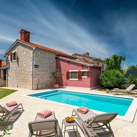Ella Holiday home *